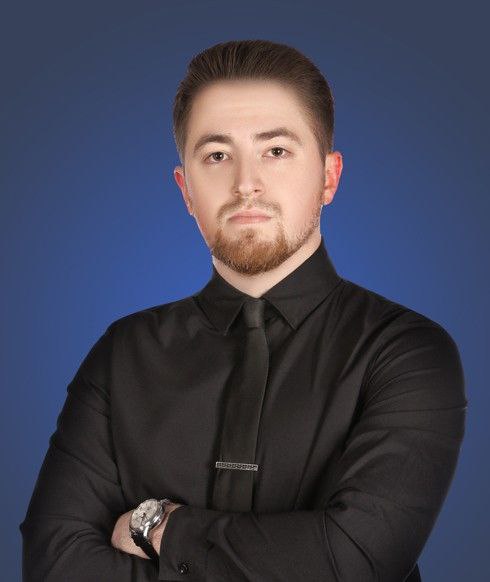 Айвазян Артем - Старший юрист